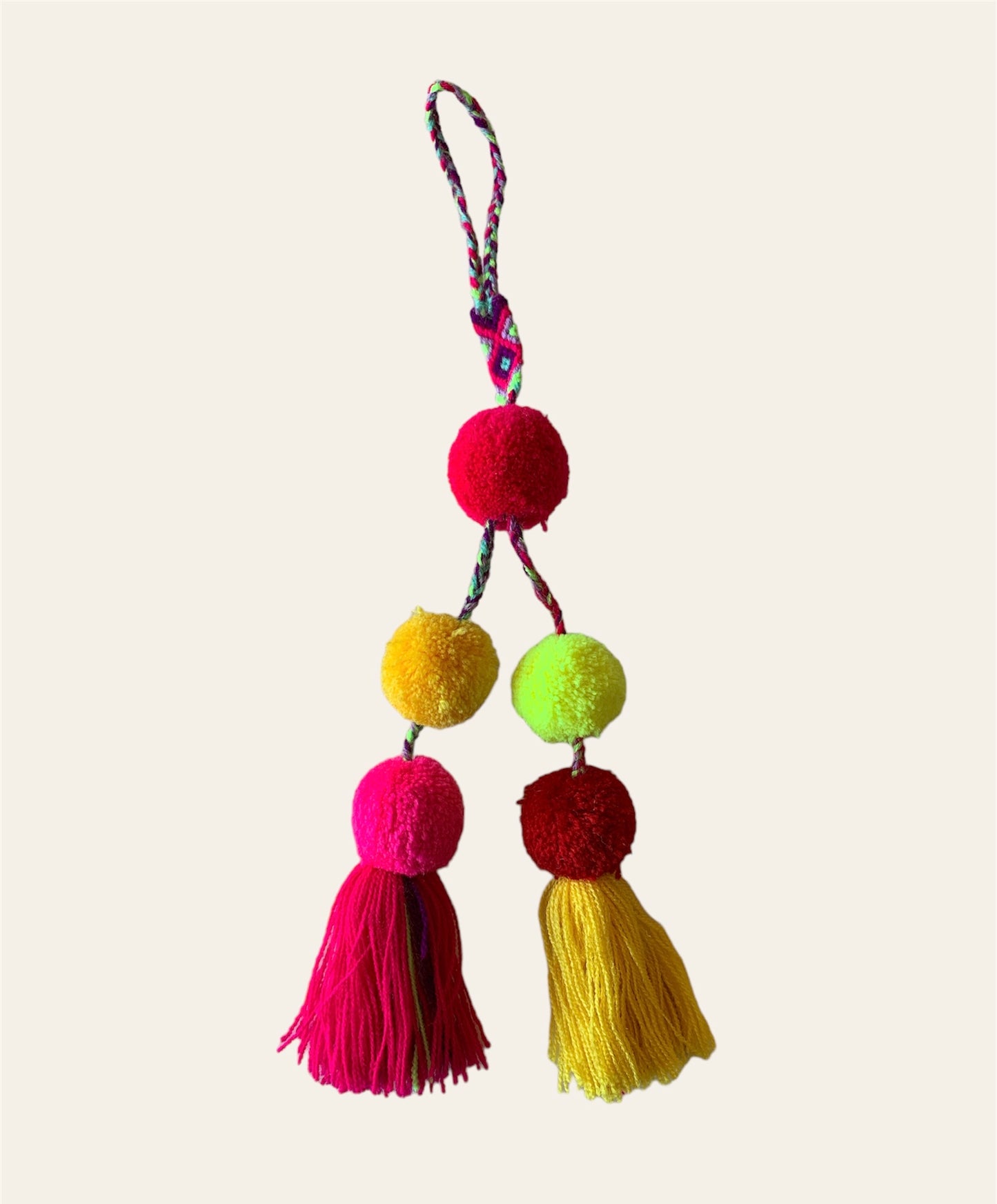 Pompom 2 tassel